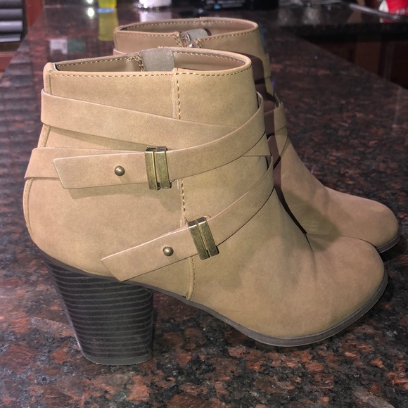 Charlotte Russe Shoes - Charlotte Russe Beige Booties Size 8